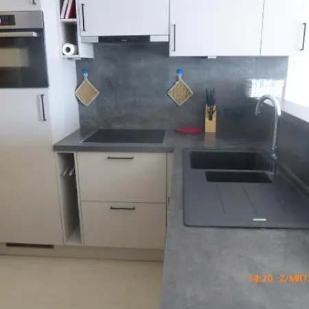 Apartment Met Garage Aan Zee *