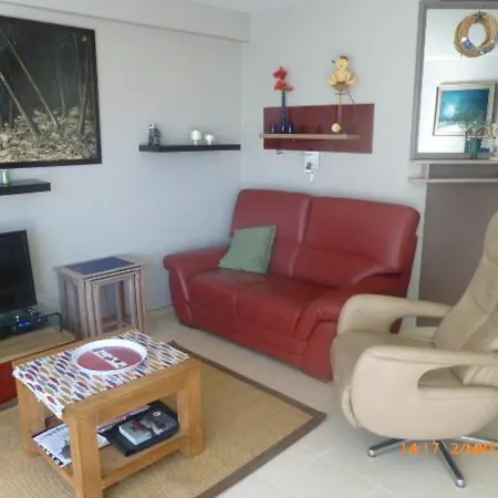 公寓 Met Garage Aan Zee 尼乌波特