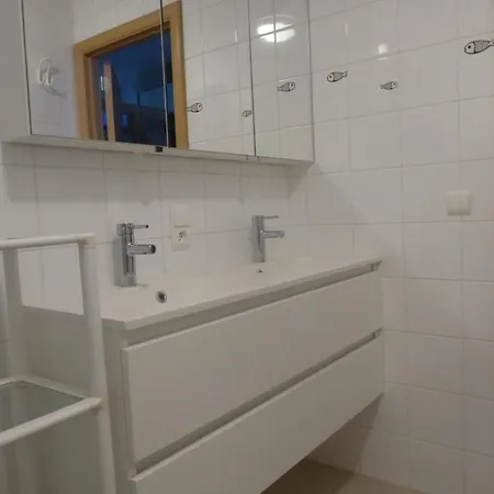 Met Garage Aan Zee * Nieuwpoort